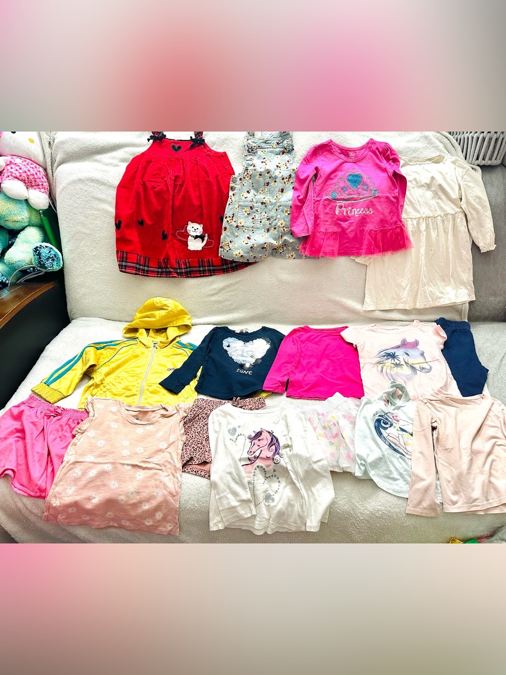 Girls Huge Lot Clothes size 3T Years Zara,Gap,Disney Excellent Condition